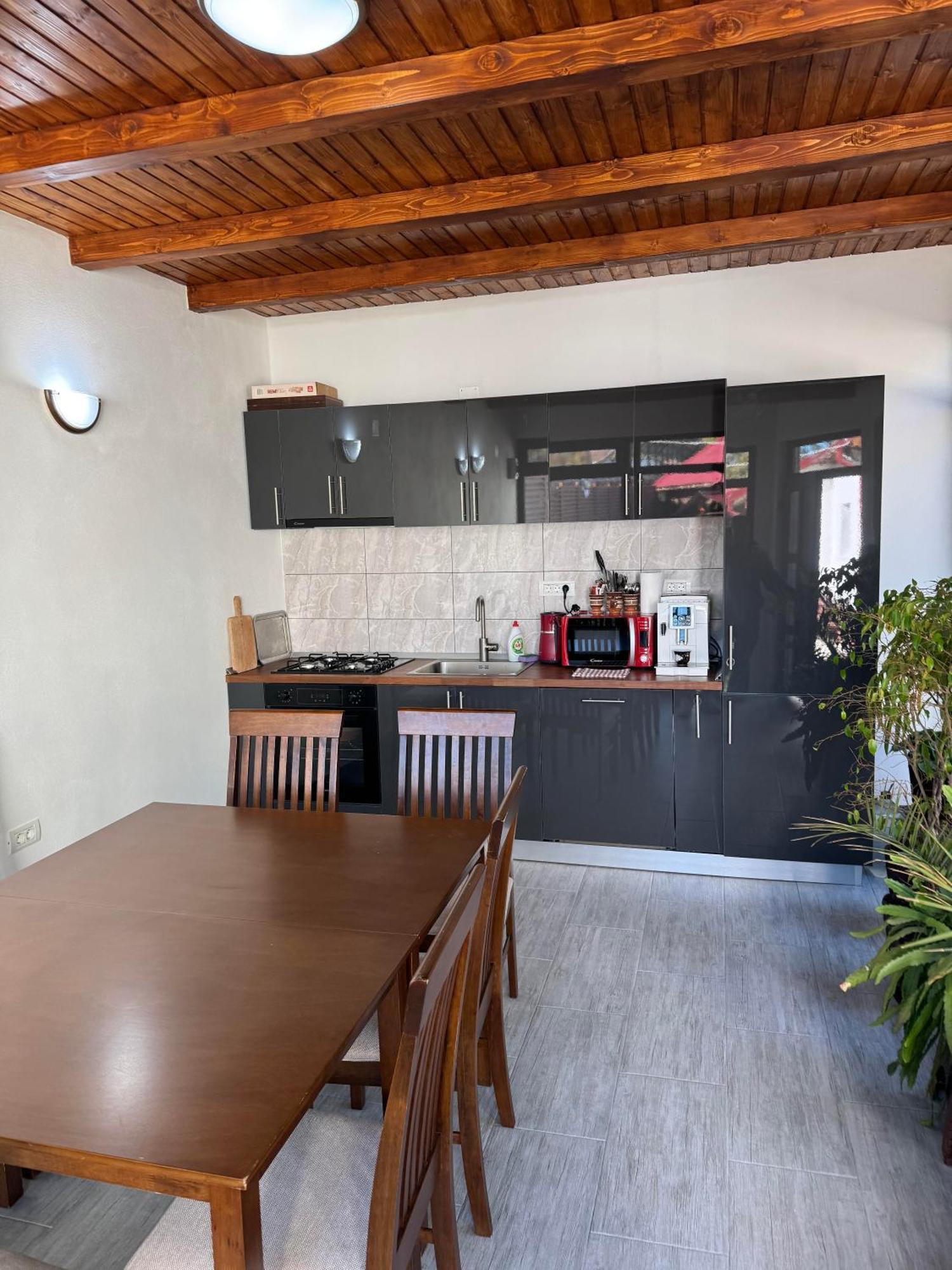 Apartment Casa Luca Horezu